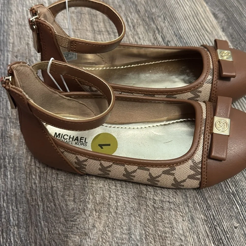 Michael Kors girls shoes